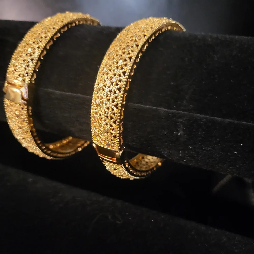 Bangles - Picture 7 of 8